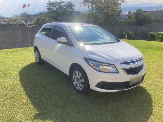 CHEVROLET ONIX 1.4 MPFI LT 8V FLEX 4P MANUAL